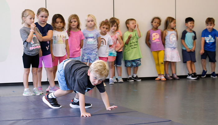young kids in dance class