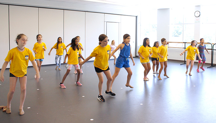kids in dance studio